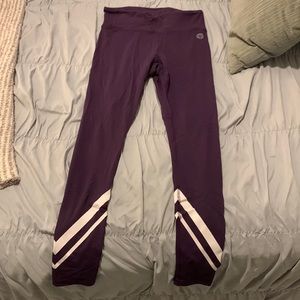 WEIGHTLESS CHEVRON LEGGING
